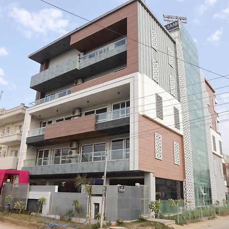 Vaabi Saabi Hotel Gurgaon Eksteriør bilde