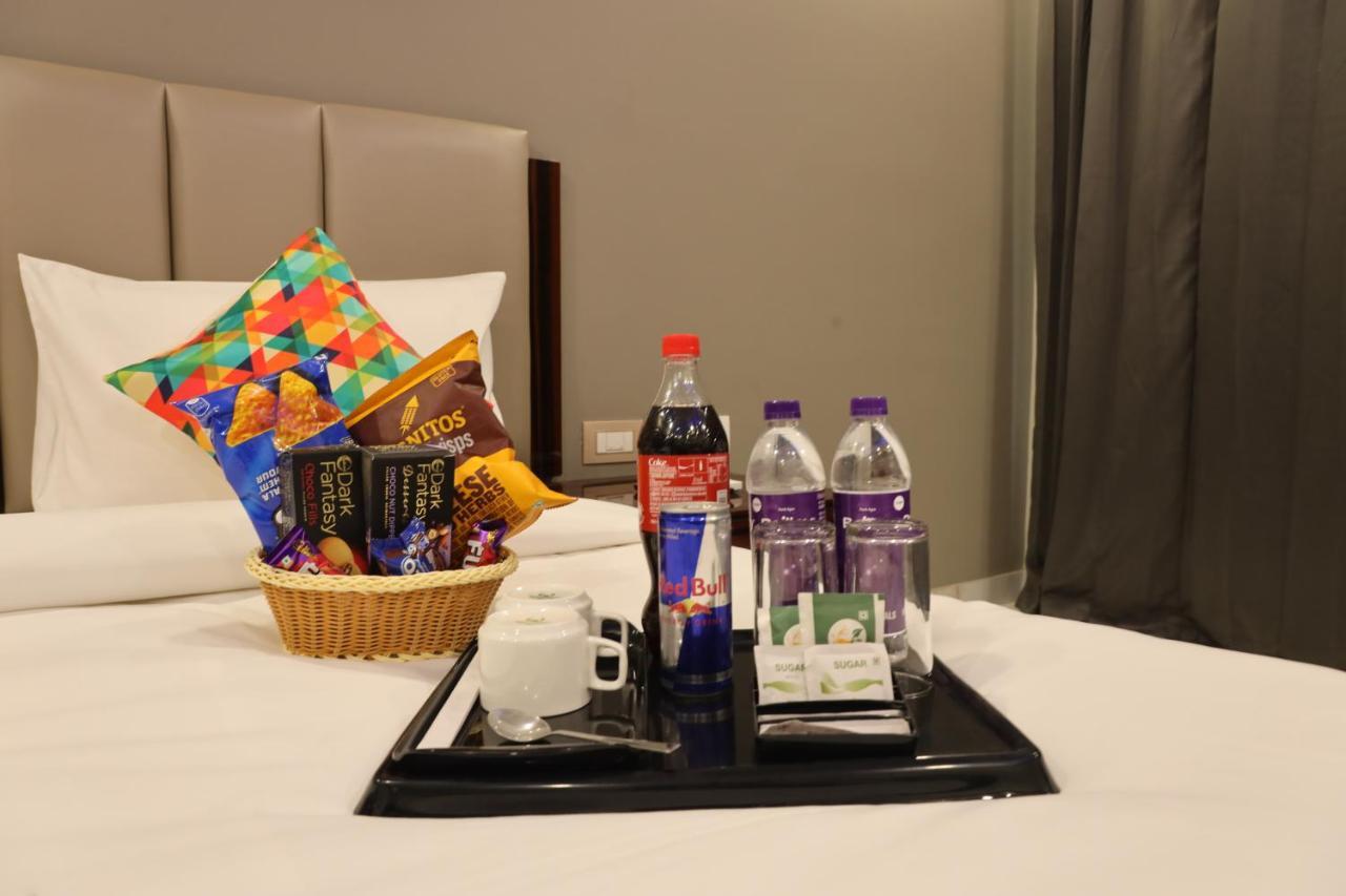 Vaabi Saabi Hotel Gurgaon Eksteriør bilde